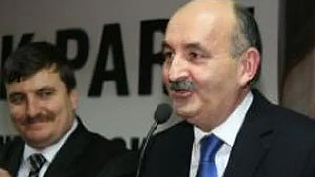 Müezzinoğlu'ndan Sağlık Çalışanlarına Mesaj