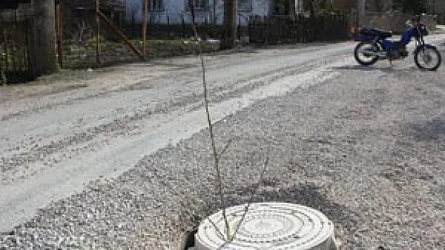 BİR GARİP UYARI İŞARETİ