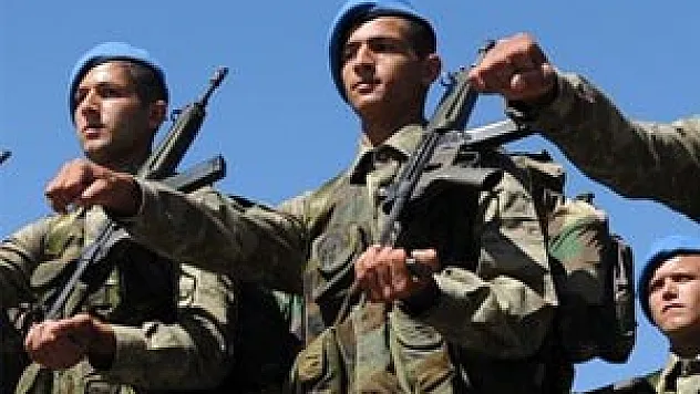 'Sözleşmeli Erler'in Maaşına Yüzde 50 Zam!