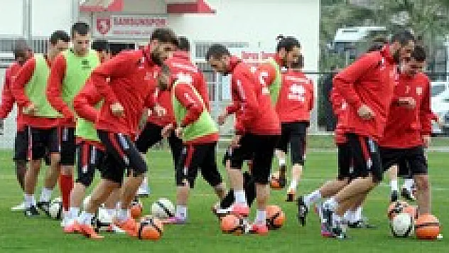 SAMSUNSPOR'A SEYİRCİSİZ OYNAMA CEZASI