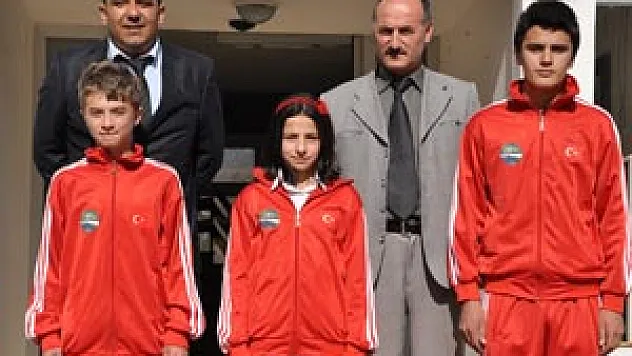 Başkan Belur' dan Sporculara destek