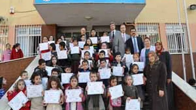 Ayın Öğrencileri Ödüllerini aldı