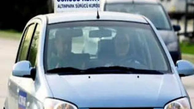 67 Yaşında Ehliyet Aldı