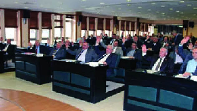 Özel İdare 2012 Faaliyet Raporu kabul edildi