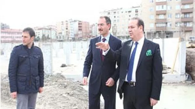 Dündar ve Yıldız'dan AVM inşaatına ziyaret