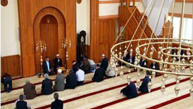 MEHMETÇİK VAKFI'NDAN ŞEHİTLER İÇİN MEVLİT