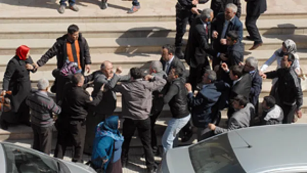 Adliyede Kavga Çıktı