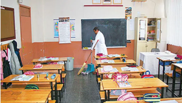  Okullara 'Sigortasız İşçi' Uyarısı