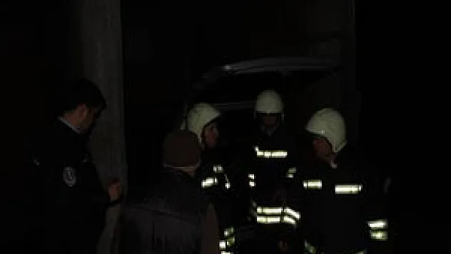  Çarşamba'da Park halindeki araç yandı