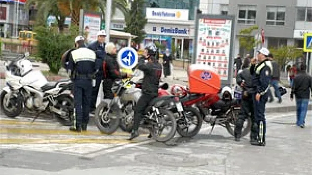  Motosiklet Sürücülerine Ceza Yağdı