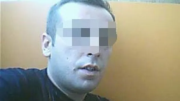 ÇARŞAMBA'DA 28 YAŞINDAKİ GENÇ EVİNDE ÖLÜ BULUNDU