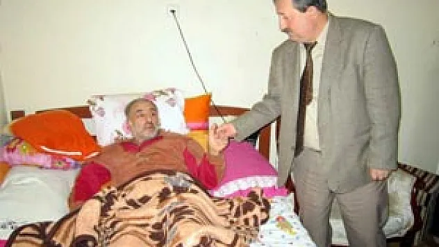  Gönüllülerden ihtiyaç sahiplerine sandalye 