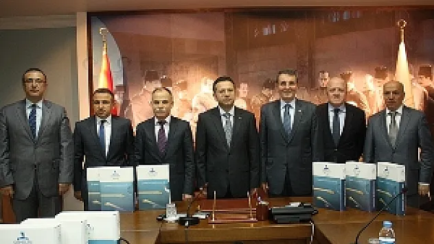 'Samsun Sempozyumu Kitaplaştırıldı'