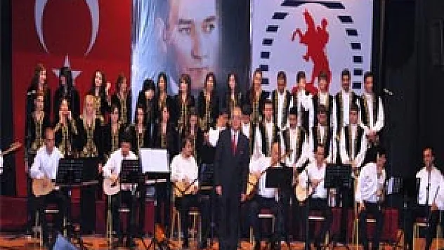  Omü'de Türk Halk Müziği Gecesi