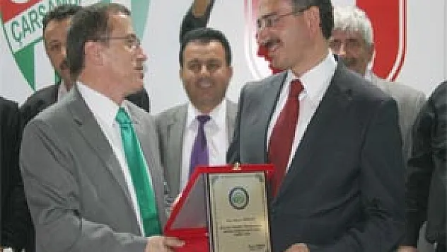 FESHANE'DE BAŞKAN DÜNDAR'I  HEMŞEHRİLERİ YALNIZ BIRAKMADI   