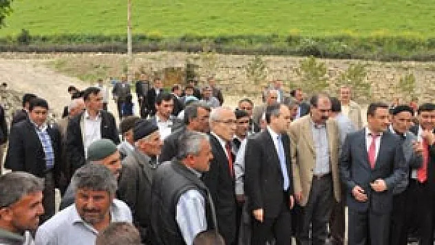 Çağatay Kılıç, Okulda incelemelerde bulundu