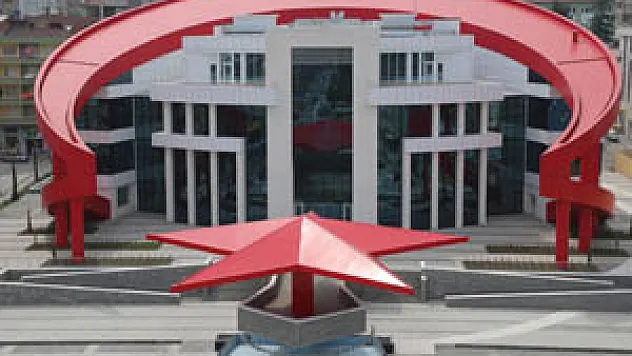 Türkiye'nin İlk 'Ay-Yıldız Motifli' Belediye Hizmet Binası