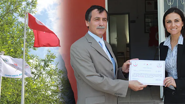 İLK DEFA BİR KÖY OKULU BEYAZ BAYRAK ALDI