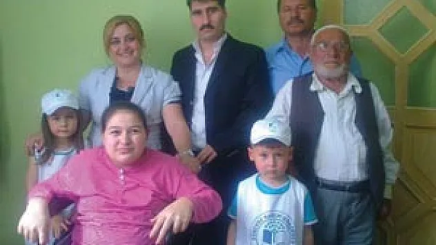 MAVİ KAPAKTAN ÖZGÜRLÜĞE