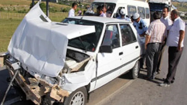 Düğün Dönüşü Kaza: 4 Yaralı