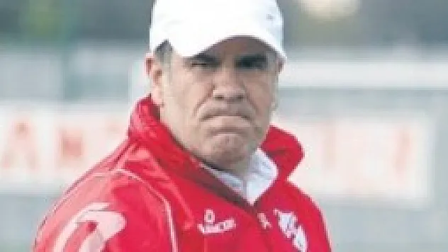 Yeni teknik hoca Levent Eriş