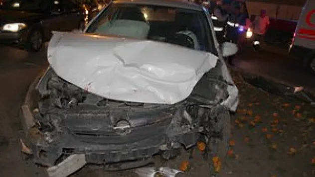  Samsun'da Trafik Kazası: 2 Yaralı