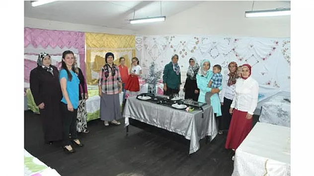 ÇOBANÖZÜLÜ BAYANLARIN BELGE SEVİNCİ