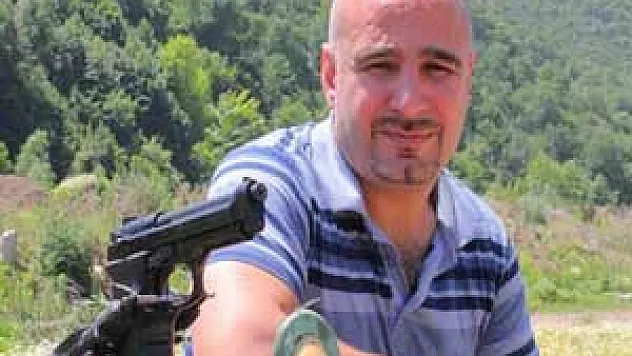 Bu silah gördüğünü vuruyor!