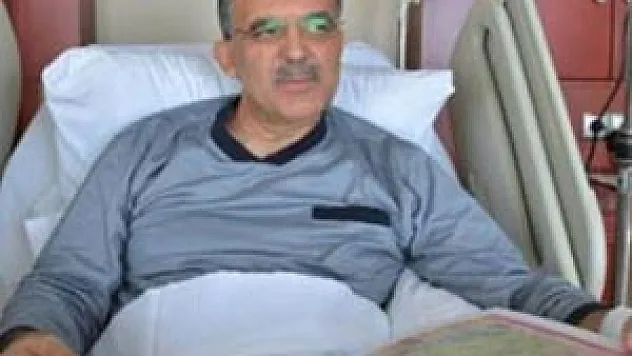 Cumhurabaşkanı Gül Neden Operasyon Geçirdi..