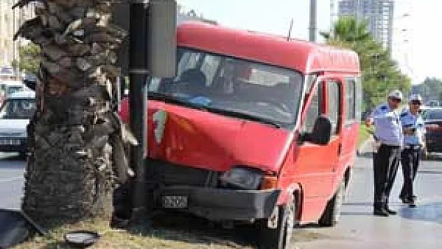 SAMSUN'DA TRAFİK KAZASI: 2 YARALI