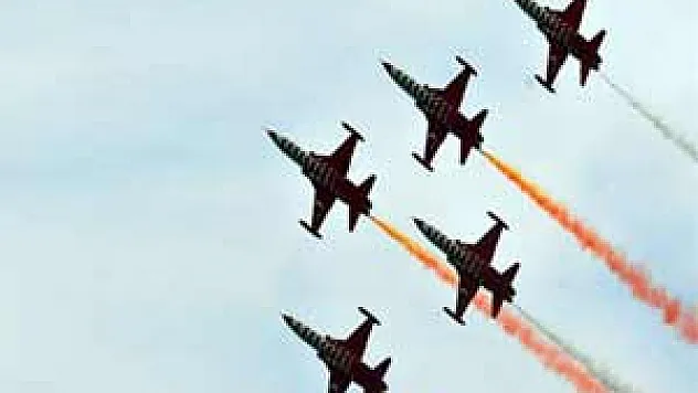 Türk Yıldızı Pilot Yüzbaşı Hıdıroğlu, intihar etti