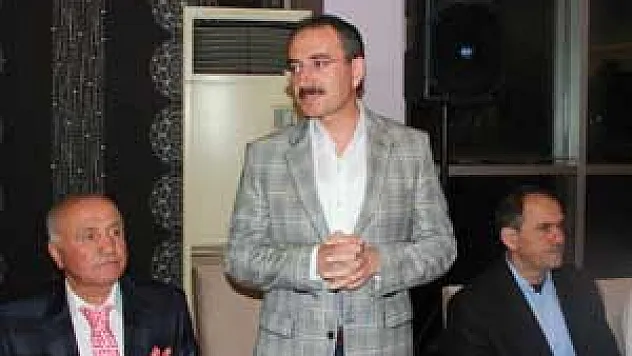 ESNAF VE SANATKÂRLAR ODASI İFTAR YEMEĞİNDE BİR ARAYA GELDİ