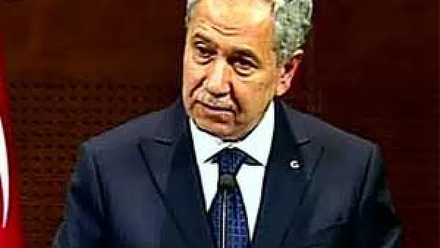 Bülent Arınç'ın şaşıp kaldığı o an!