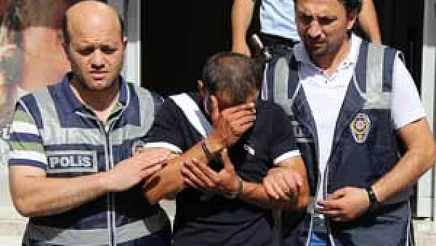 POLİS, DOLANDIRICIYI KAFASINDAKİ YARA İZİNDEN YAKALADI