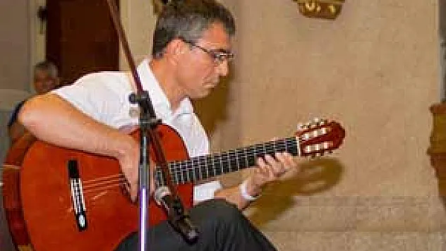 MACARİSTAN'DA SESLENDİRİLEN KARADENİZ TÜRKÜSÜ