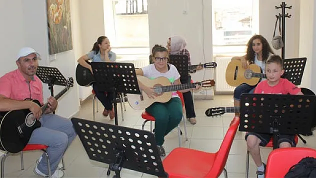 ÇARŞAMBA GENÇLİK MERKEZİ FAALİYETE BAŞLADI