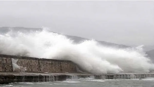 Karadeniz'e Fırtına Uyarısı !