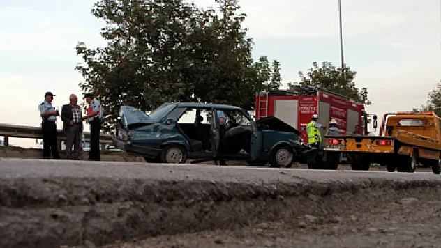 SAMSUN'DA TRAFİK KAZASI: 3 YARALI