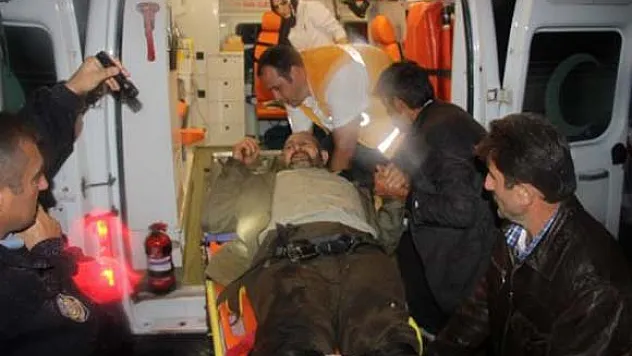 Otomobil İki Araca Çarptı: 7 Yaralı