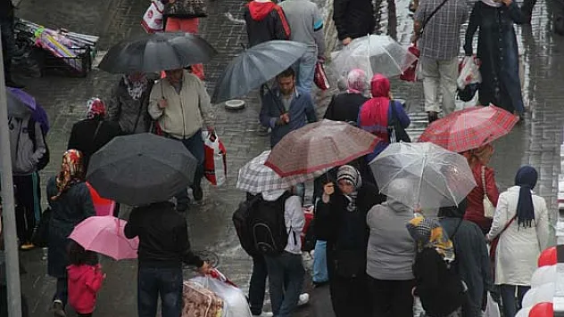 SAMSUN'DA YAĞMURLU GÜN