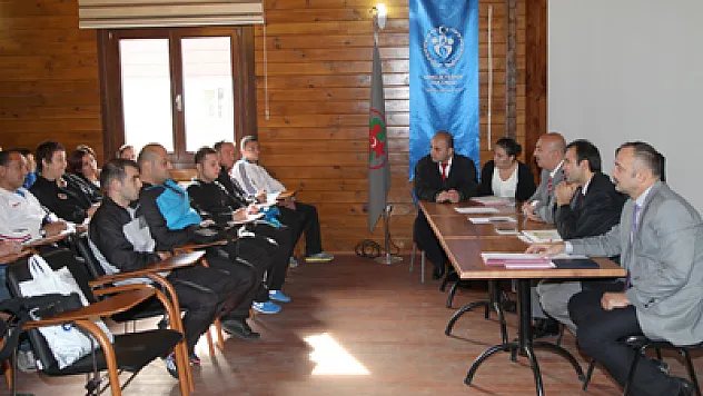 Özyurt Antrenörler İle Bir Araya Geldi