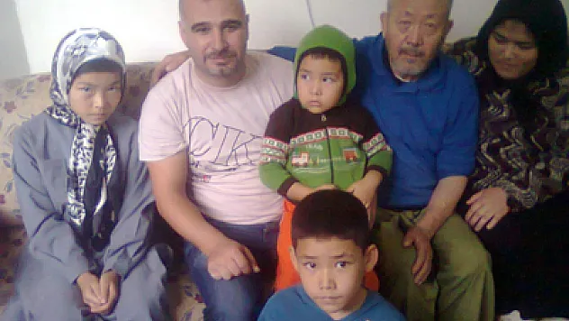 BKY DERNEĞİ, AFGANİSTANLI AİLEYE YARDIM ELİNİ UZATTI