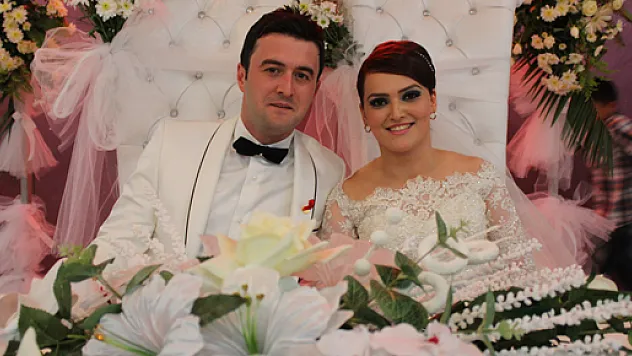 Ayşegül ve Kenan Mutluluğa Evet dedi
