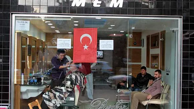 Şehit Ve Gazi Ailelerine Ücretsiz Tıraş