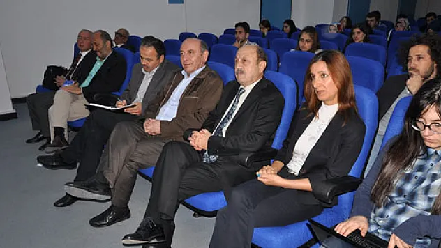 'Çarşamba Konuşmaları'nda 'Cumhuriyet' Konuşuldu