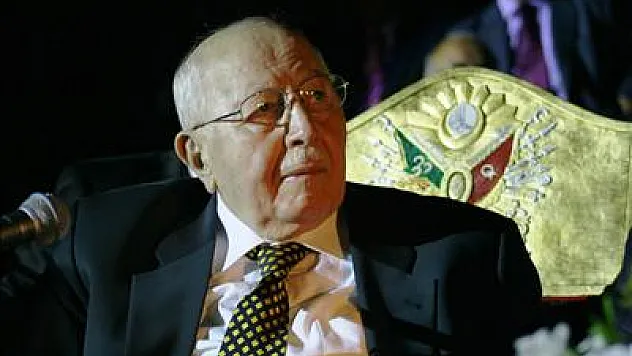 Erbakan son yolculuğuna uğurlandı