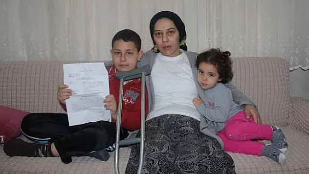 BAŞBAKAN'IN SAMSUN MİTİNGİNDE CANLI BOMBA İHBARI YAPAN KADIN YARDIM İSTİYOR