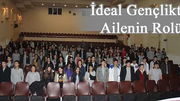 B.L'de 'İdeal Gençlikte Ailenin Rolü' konferansı