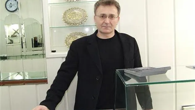 Altın en çok bekarları vurdu!