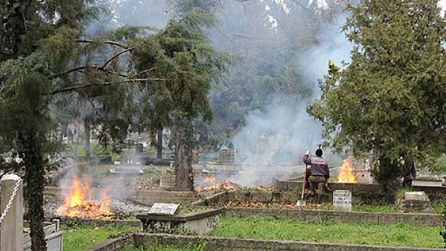 Göğceli Mezarlığında bahar temizliği